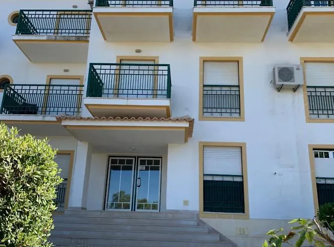 Apartament Holiday Near The Sea *