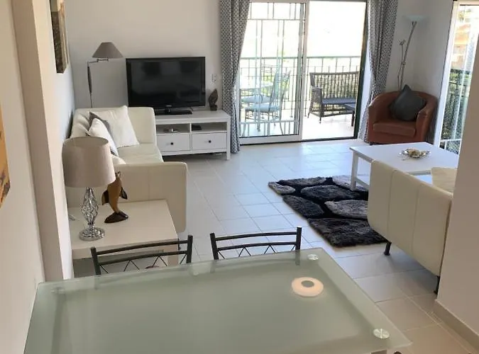 Apartament Holiday Near The Sea