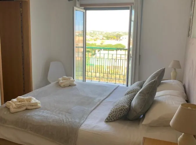 Apartament Holiday Near The Sea