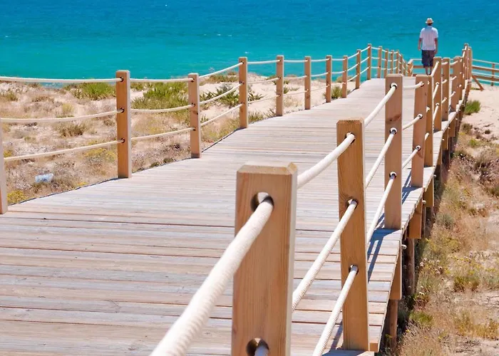 Holiday Near The Sea *
